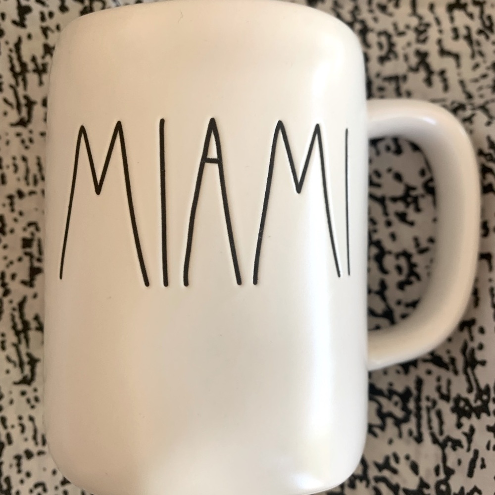 NEW Rae Dunn ceramic mug MIAMI